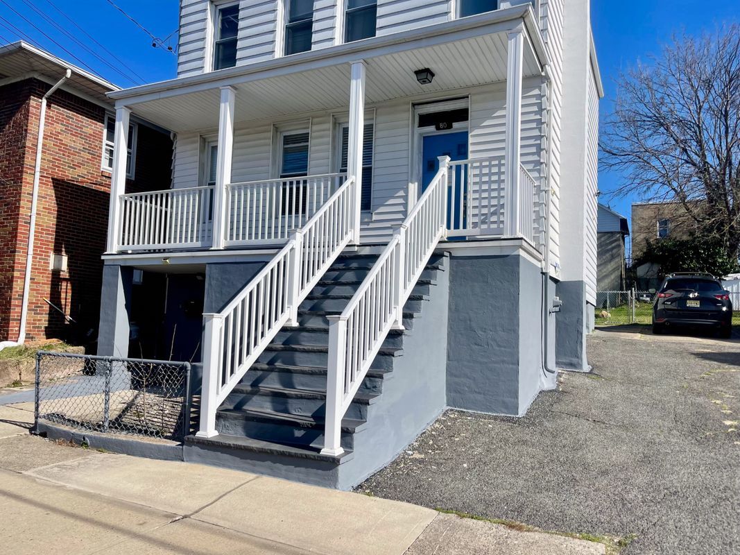 Building Photo - 80 Malcolm Ave