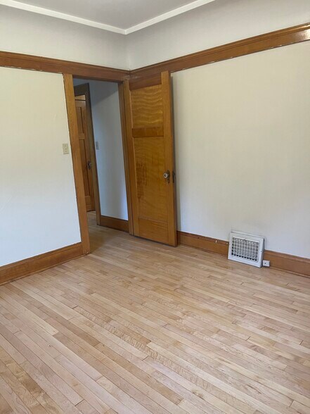 Second bedroom - 2567 N 61st St