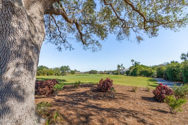 Building Photo - 8251 Grand Palm Dr