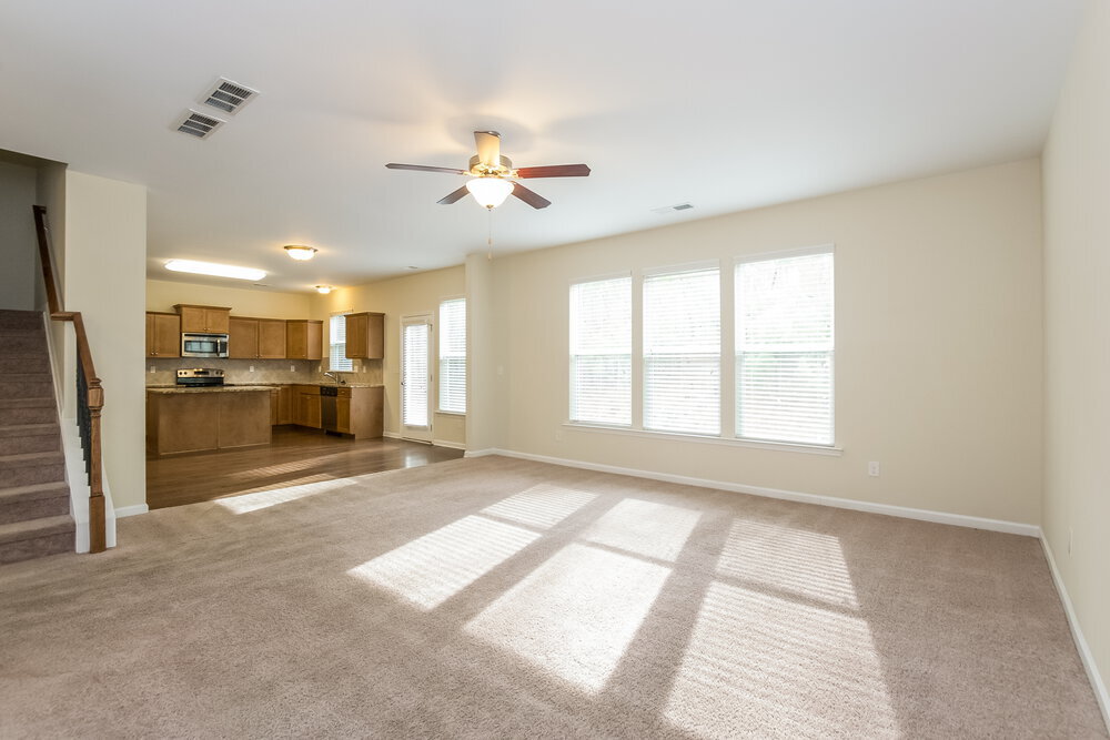 Building Photo - 374 Darbys Run Ct