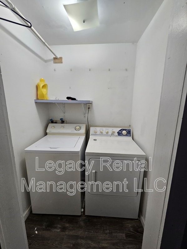 Building Photo - 2301 Old Berwick Rd