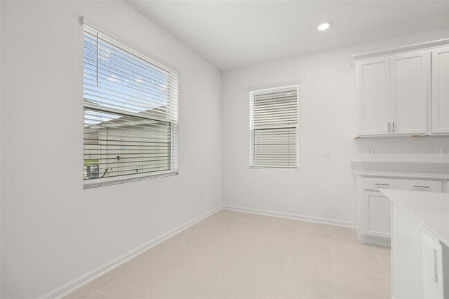 Building Photo - 6053 Meditation Dr