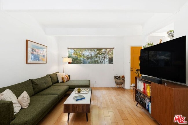 Building Photo - 4040 Grand View Blvd