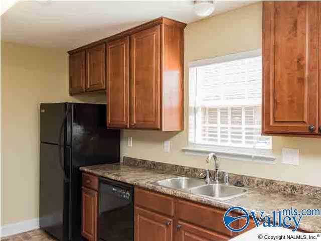 Building Photo - 212 Crab Orchard Dr
