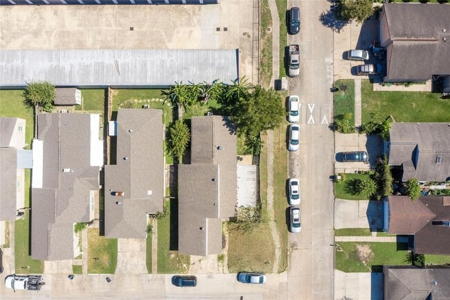 Building Photo - 12356 Newbrook Dr