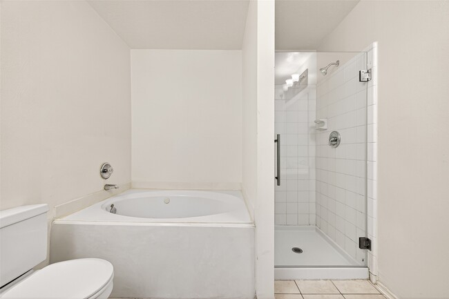 Building Photo - 8839 Aspen Meadow Dr