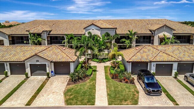 Building Photo - 5720 Palmer Cir