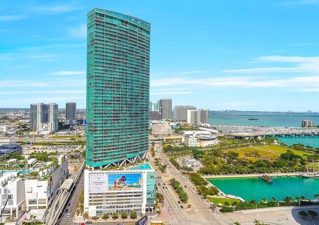 Building Photo - 888 Biscayne Blvd