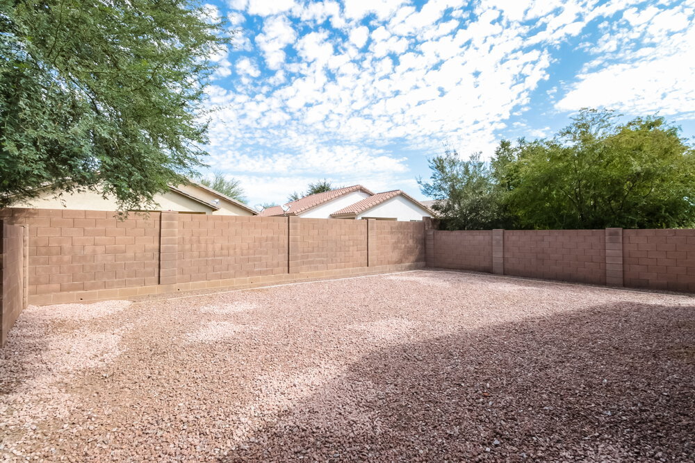 Building Photo - 484 W Gascon Rd