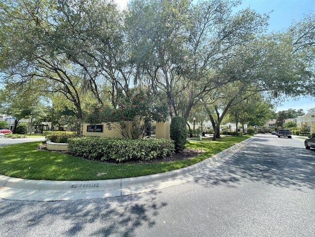 Building Photo - 7561 Tamarind Ave