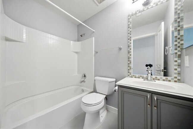 Building Photo - 13600 Breton Ridge St