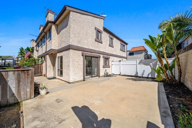 Building Photo - 18842 Smokewood Cir