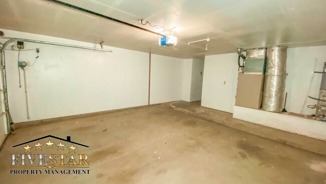 Building Photo - 8501 Tamworth St