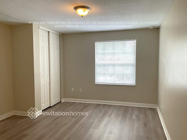 Building Photo - 2515 Glendale Dr