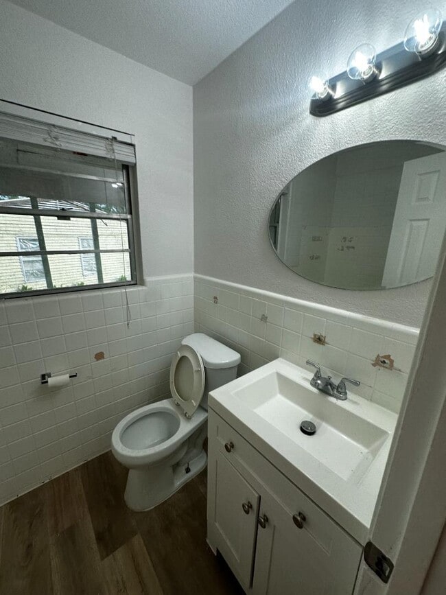 Building Photo - 133 Vandenburg Dr