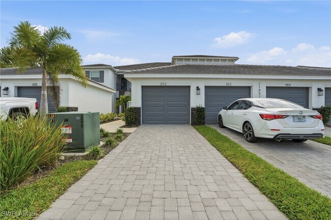 Building Photo - 11851 Venetian Lagoon Dr