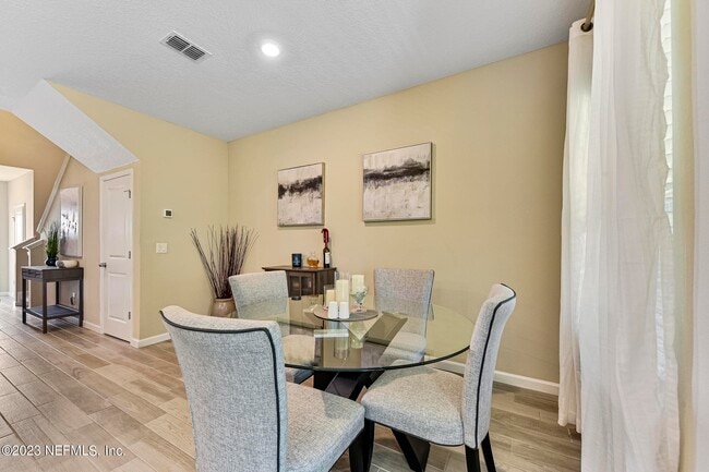 Building Photo - 12734 Josslyn Ln