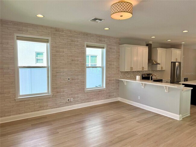 Building Photo - 6060 Roseate Spoonbill Dr