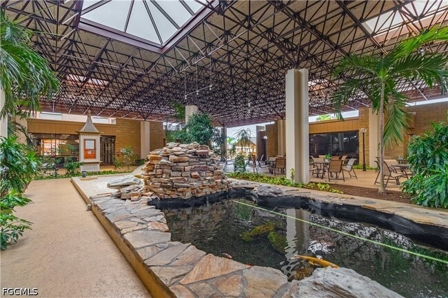 Building Photo - 1580 Pine Valley Dr