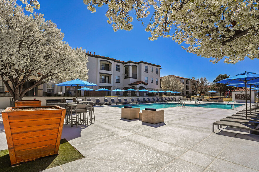 Albuquerque NE Heights apartments - La Ventana