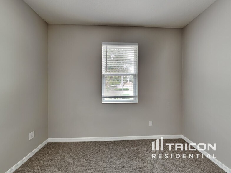 Building Photo - 3208 Macintosh Rd