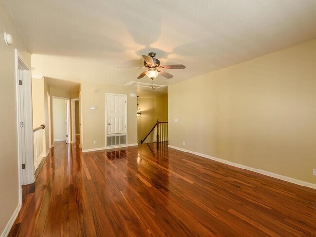 Building Photo - 11704 Emerald Falls Dr