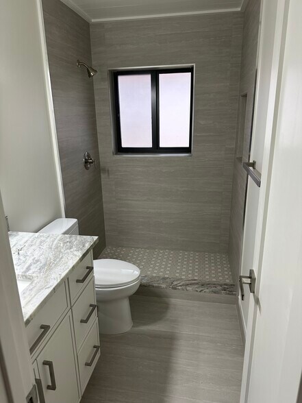 Building Photo - 1262 The 12th Fairway