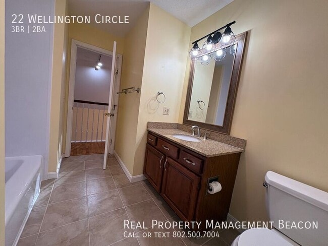 Building Photo - 22 Wellington Cir