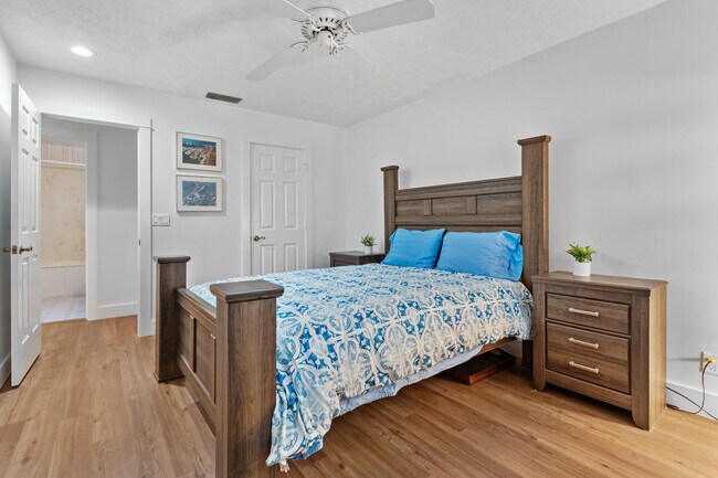 Building Photo - 2488 Harbour Cove Dr