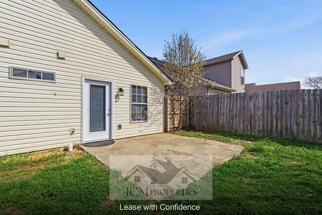 Building Photo - 2016 Willis Dr