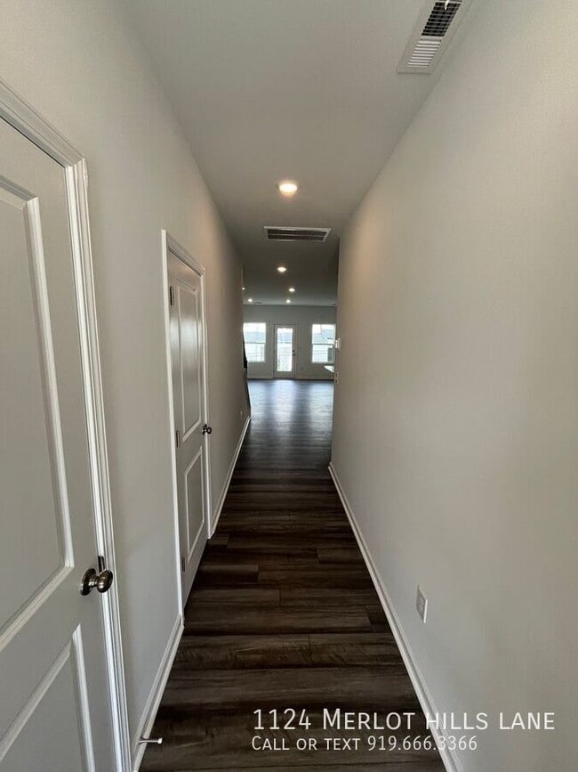 Building Photo - 1124 Merlot Hills Ln.