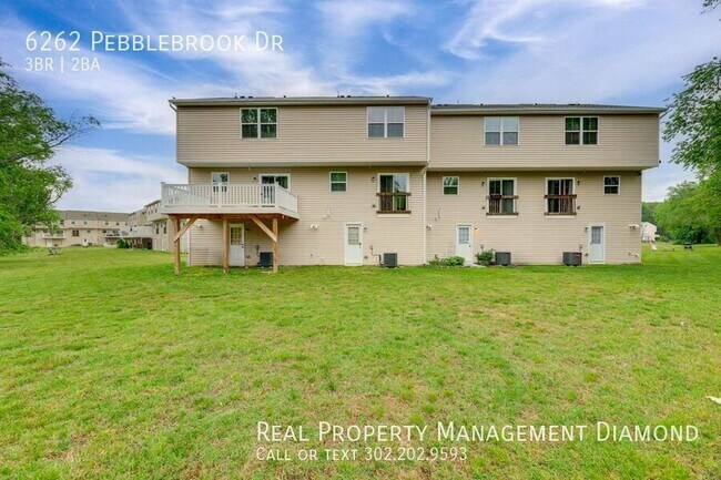 Building Photo - 6262 Pebblebrook Dr