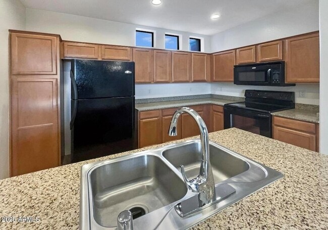 Building Photo - 123 N Washington St