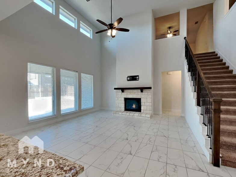 Building Photo - 2014 Ranchwood Drive