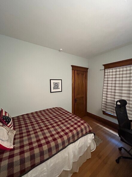 Guest Room - 10 Granger Pl