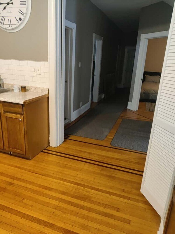 Building Photo - 800 N 64th St