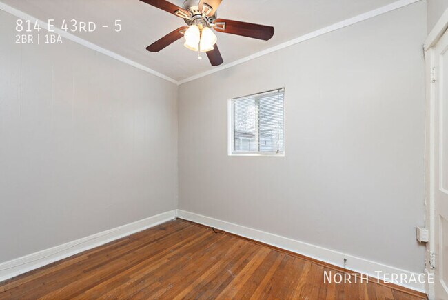 Building Photo - 814 E 43rd-5