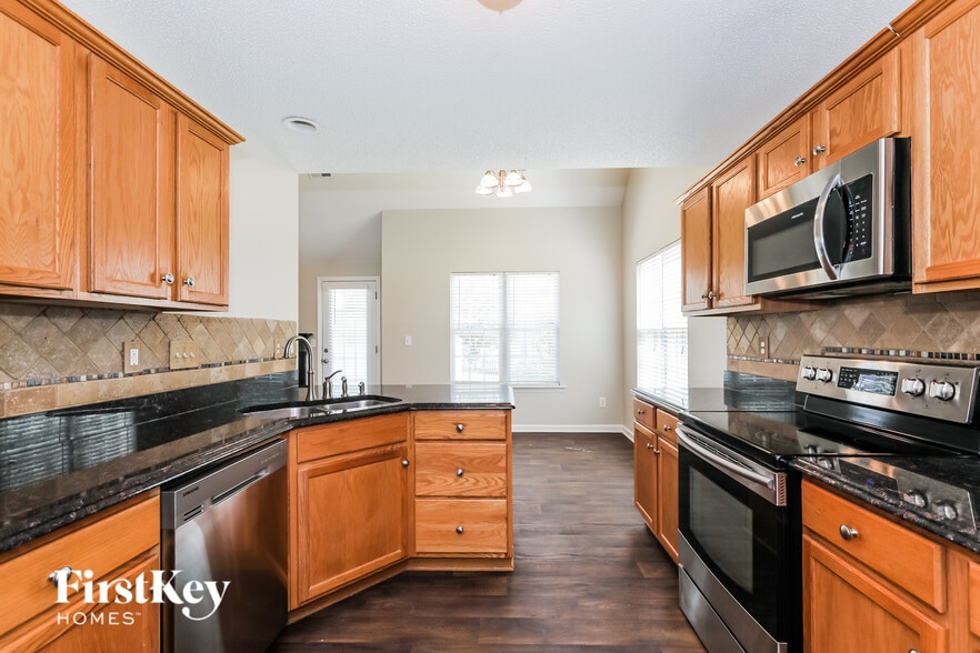 Building Photo - 1051 Enderbury Dr