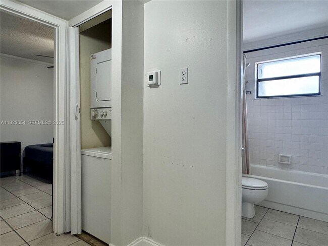 Building Photo - 14911 SW 104th St