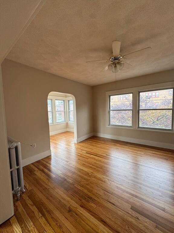 Building Photo - 731 Winthrop Ave