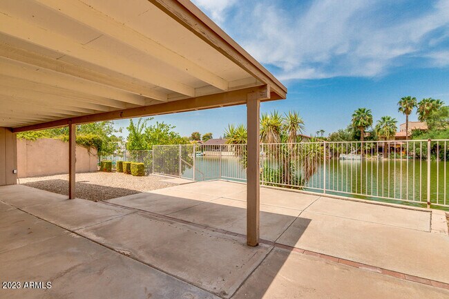 Building Photo - 5520 S Crows Nest Rd