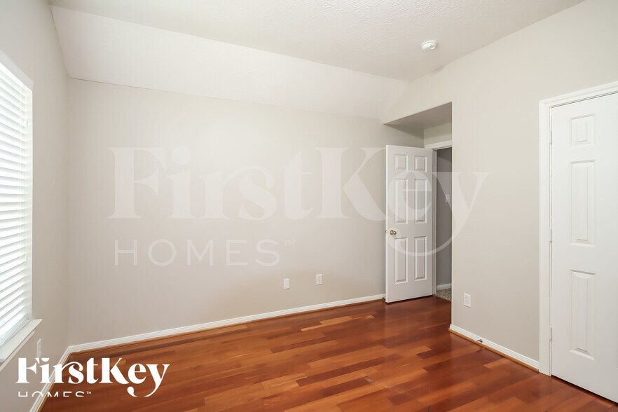 Building Photo - 15327 Wild Timber Trail