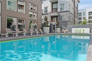 Building Photo - The Vivere Lofts