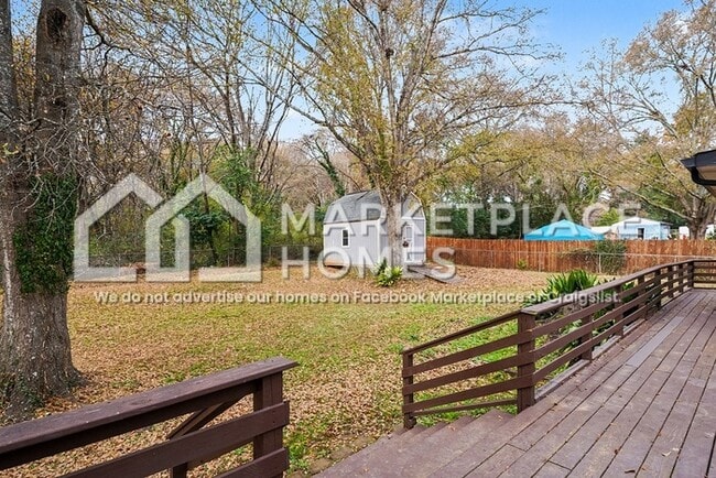 Building Photo - 4118 Ponderosa Dr SW