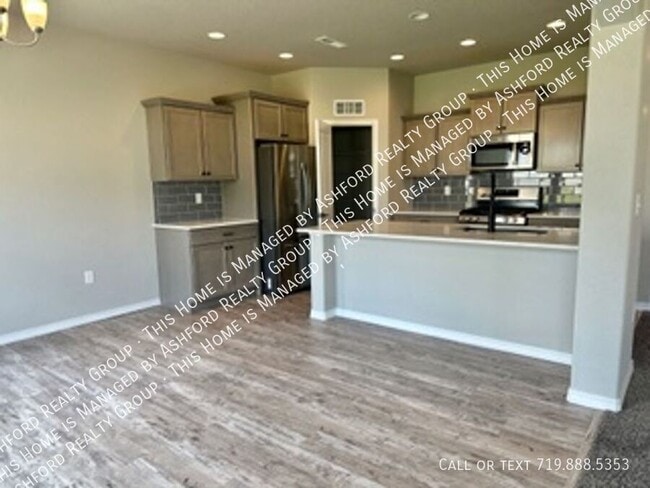 Building Photo - 8322 Graphite Dr