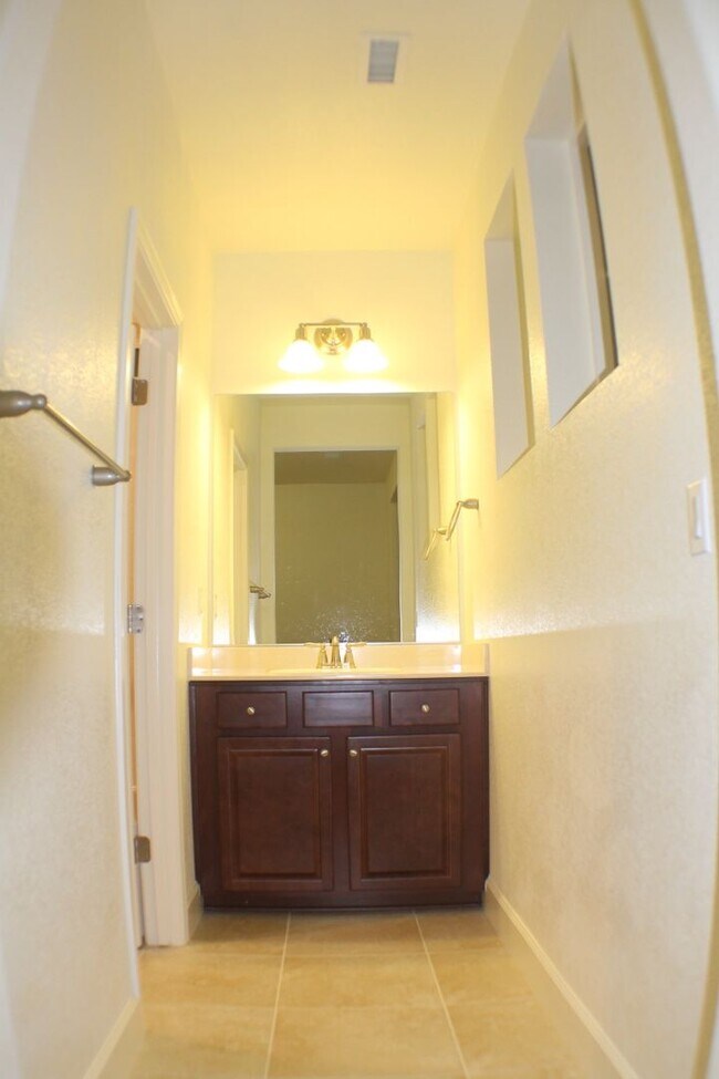 Building Photo - Lennar Home for Rent in Damante Ranch