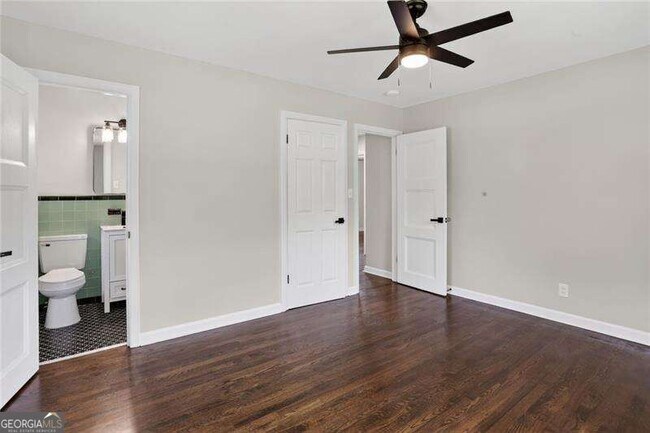 Building Photo - 3081 Glendale Ct