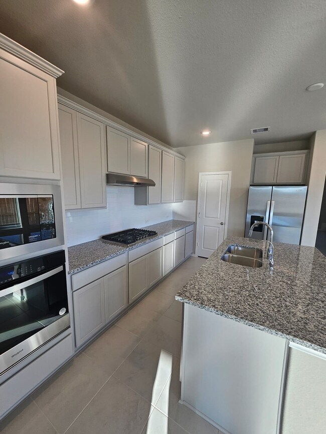 Building Photo - 426 Twilight Mdw Wy