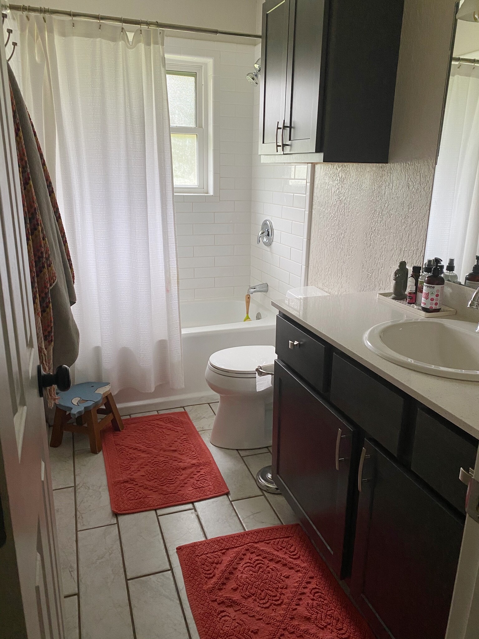 Building Photo - 1625 Farmington Ave