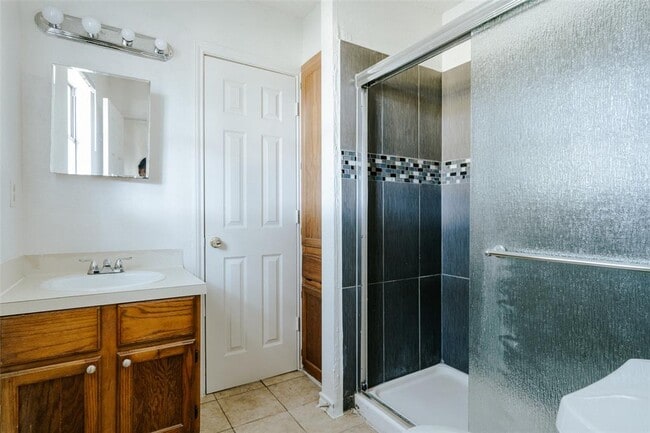 Building Photo - 23393 Nameless Rd